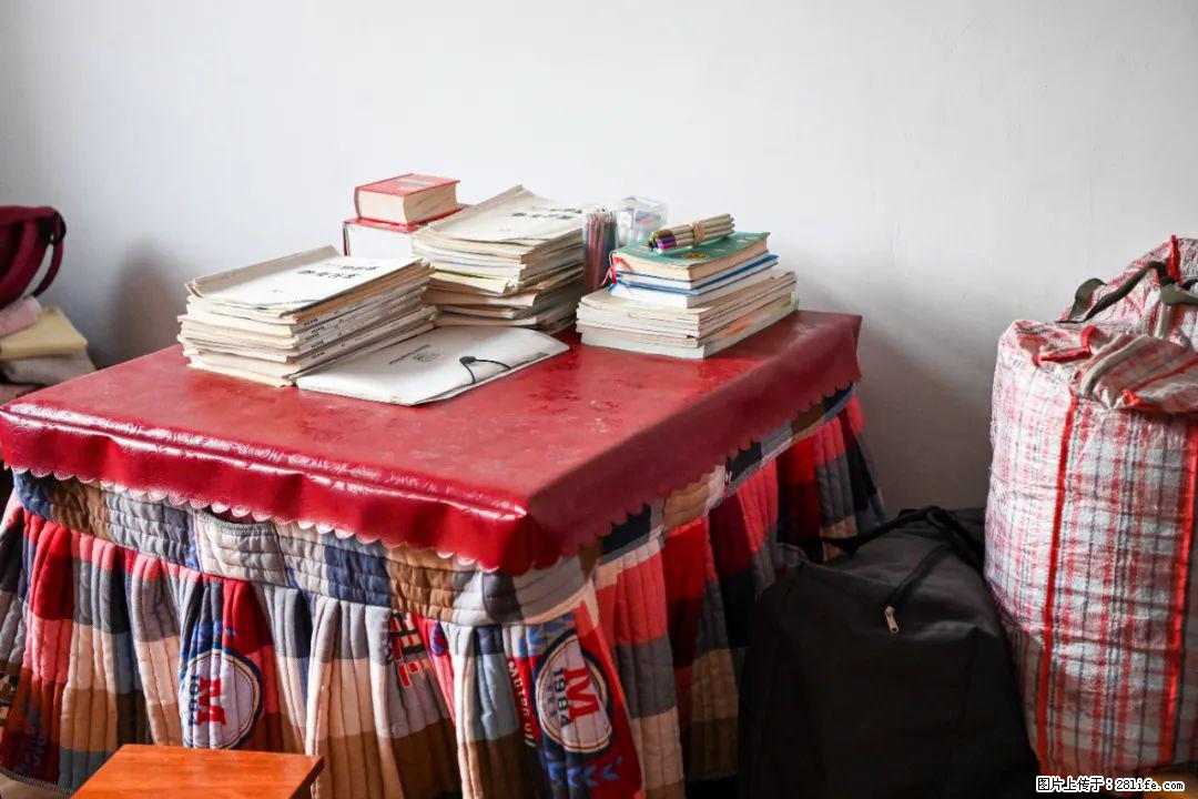 全网追的“扁担女孩”,找了一份暑假工,时薪12元 - 河源生活资讯 - 河源28生活网 heyuan.28life.com