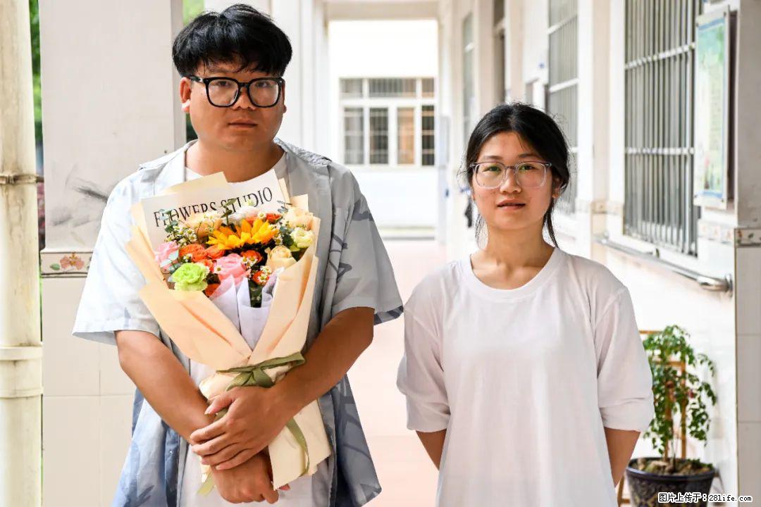 全网追的“扁担女孩”,找了一份暑假工,时薪12元 - 河源生活资讯 - 河源28生活网 heyuan.28life.com